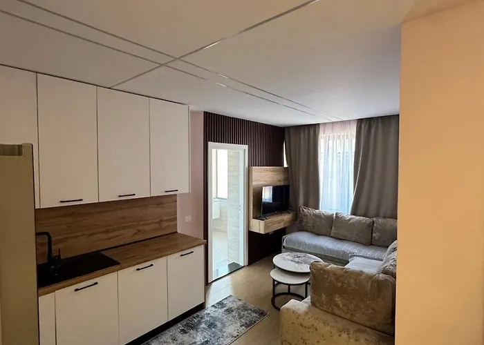 Luxury Plazh Apartamento *
